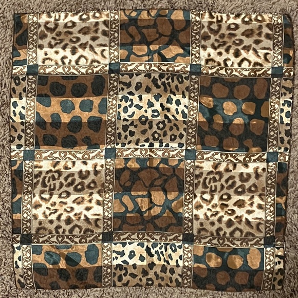 Animal Print Scarf - Picture 2 of 3